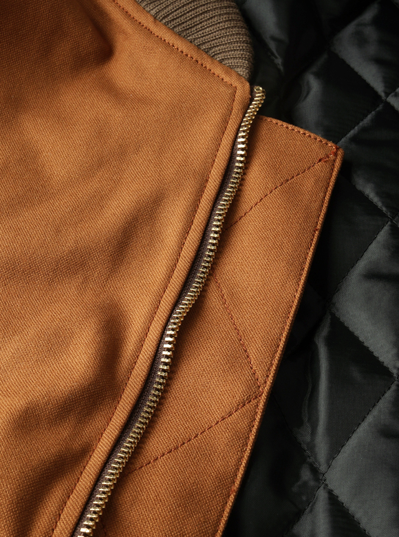 .04 UNIVERSAL ZIPPER