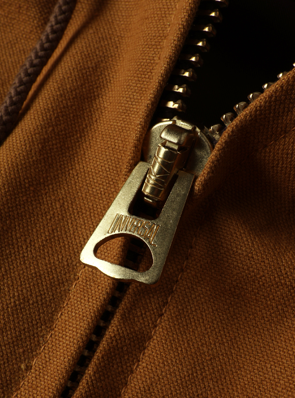 .05 UNIVERSAL ZIPPER