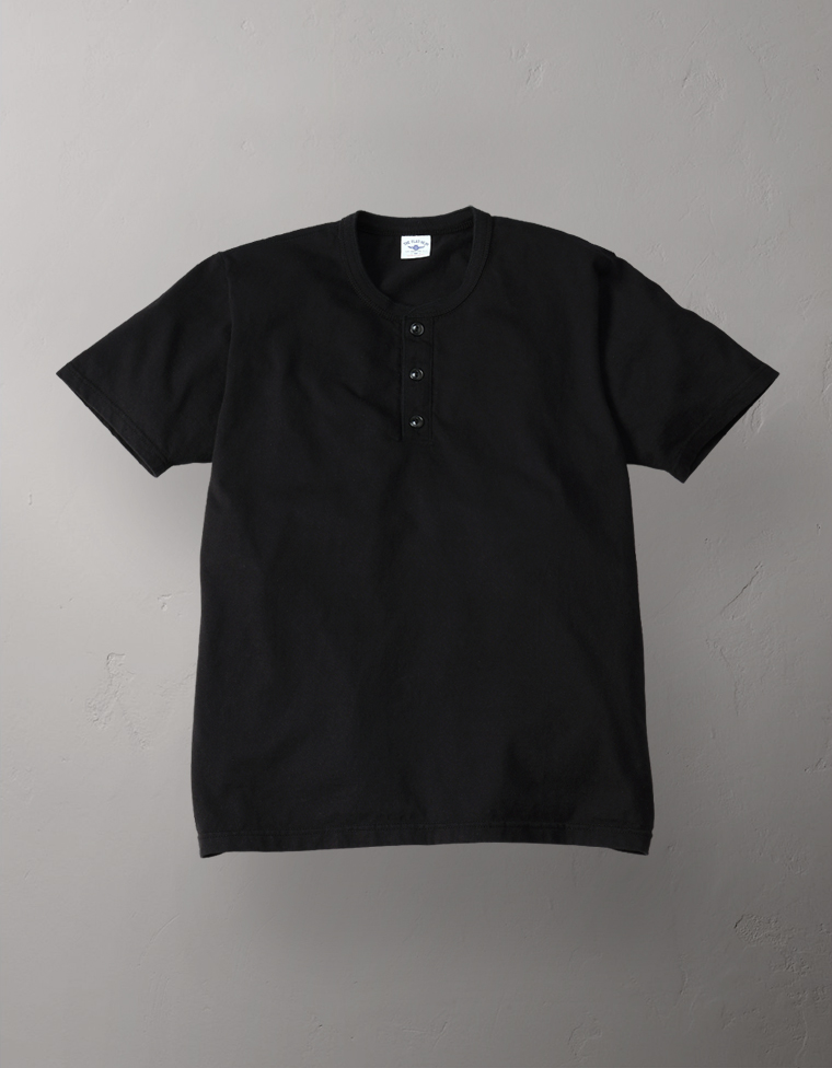 ヘンリーネックTシャツ